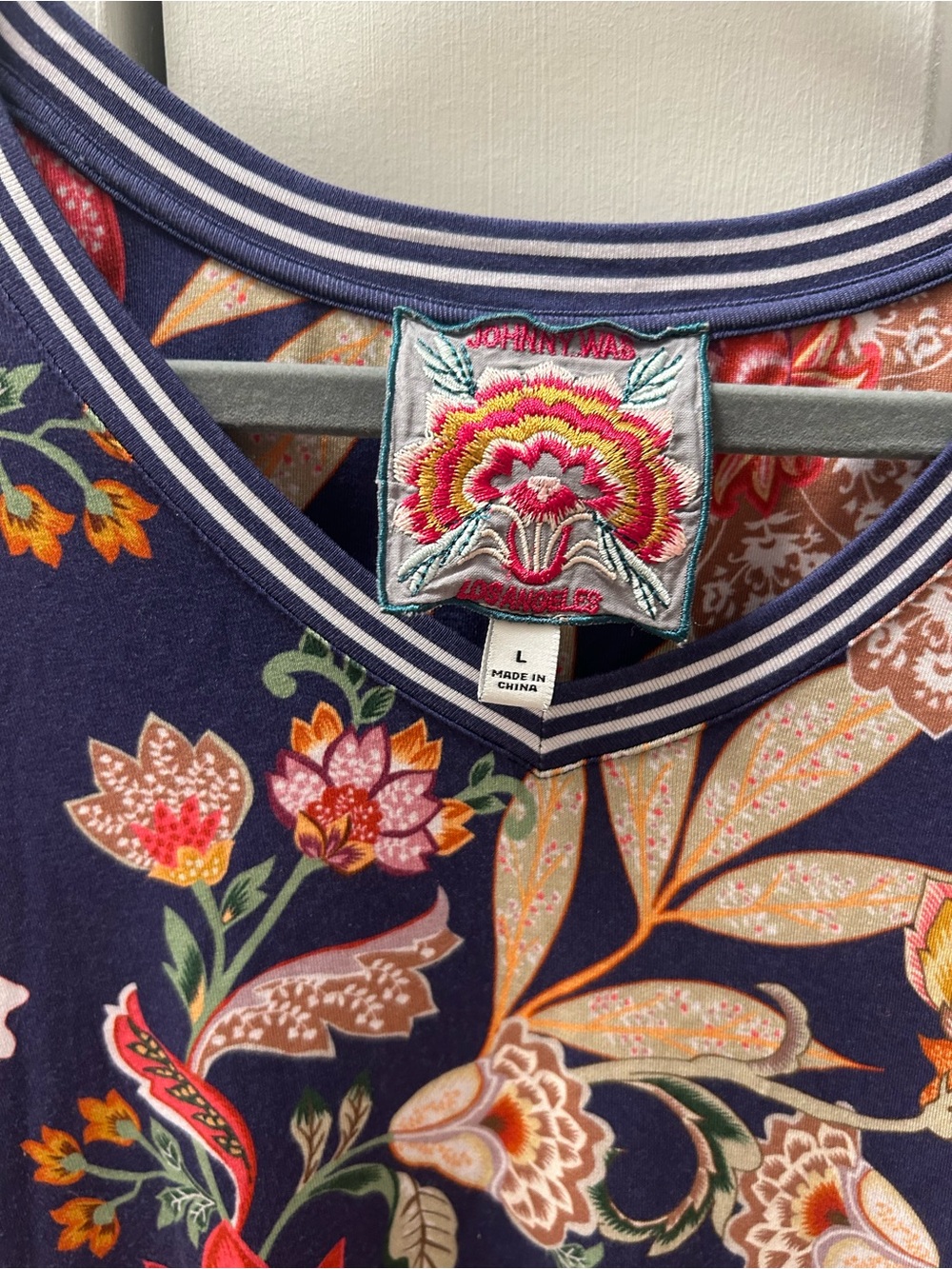 Johnny Was The Janie Favorite Drape Tunic Vivienne Vo Navy Floral V-Neck Large - Picture 7 of 14